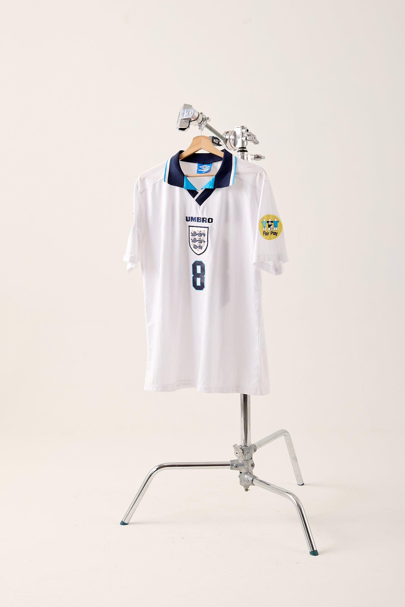 Umbro 1995-97 England Home Shirt Gascoigne #8